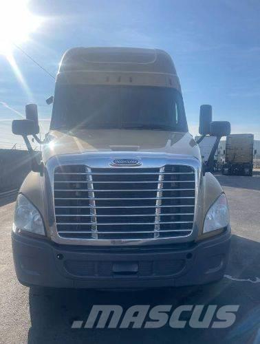 Freightliner Cascadia Otros