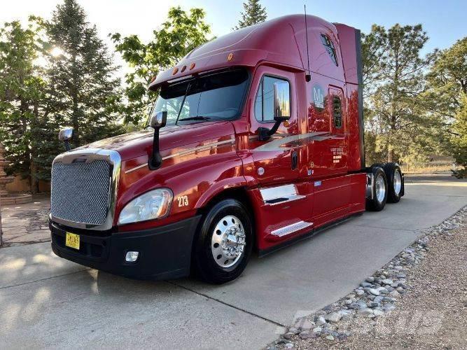 Freightliner Cascadia Otros