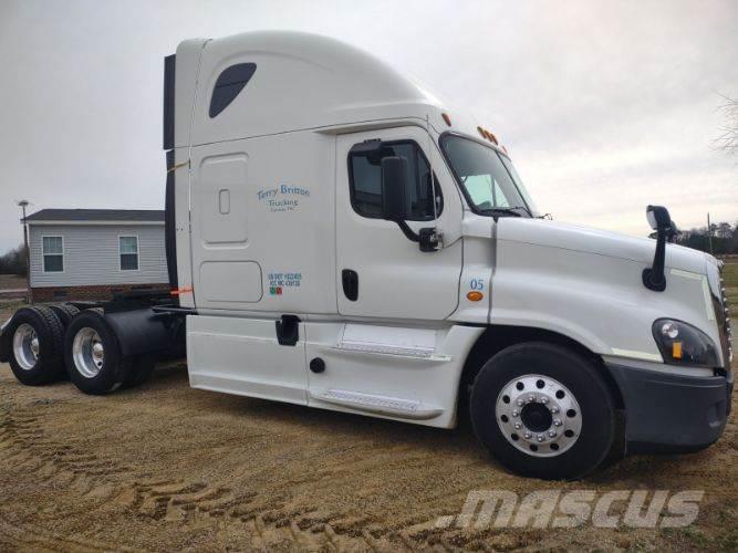 Freightliner Cascadia Otros