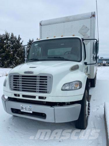 Freightliner M2 Camiones con caja de remolque