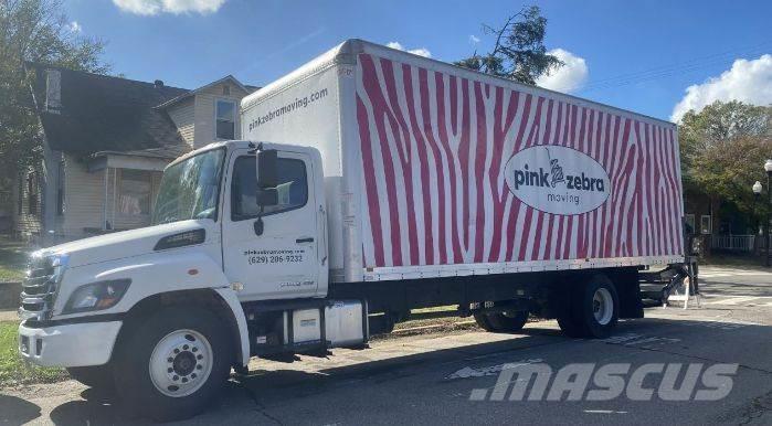 Hino 268 Camiones con caja de remolque