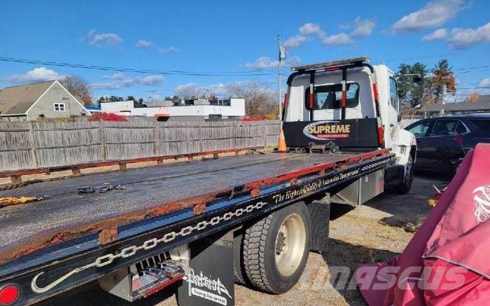 Hino 268A Camiones de cama baja