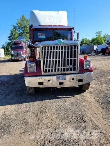 International 9300 Camiones tractor