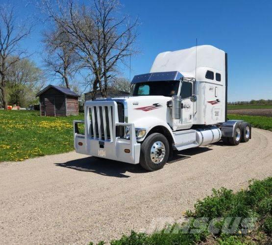 International 9900i Camiones tractor