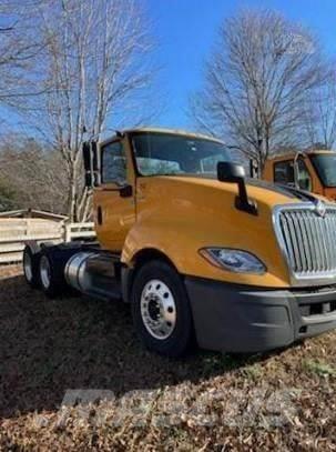 International LT Camiones tractor