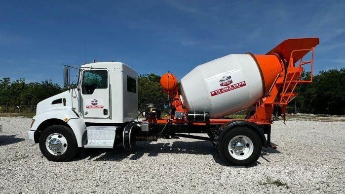 Kenworth T300 Camiones de concreto