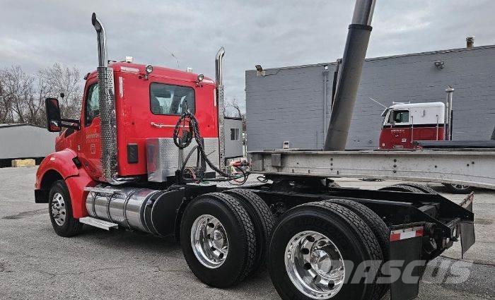 Kenworth T880 Otros