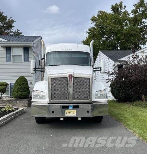 Kenworth T880 Camiones tractor