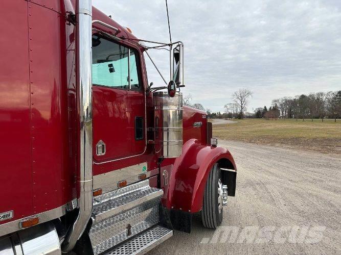 Kenworth W900 Otros