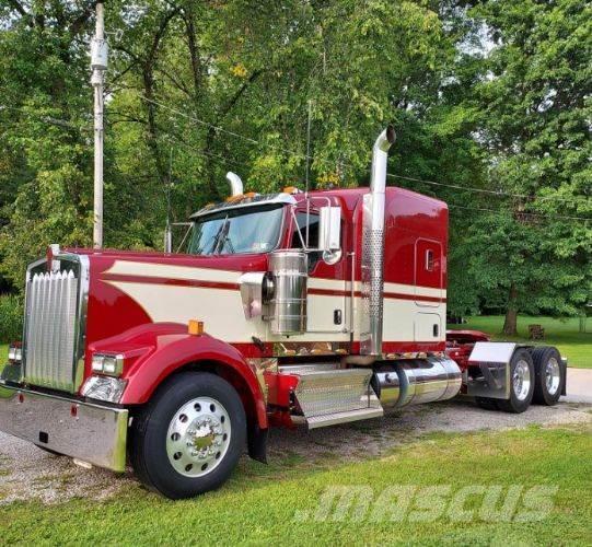 Kenworth W900L Otros