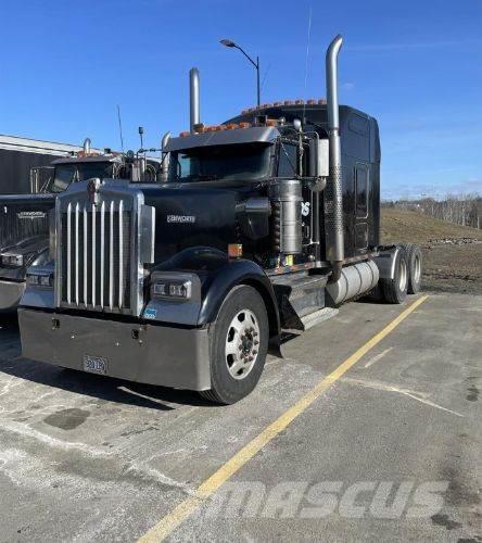 Kenworth W900L Otros