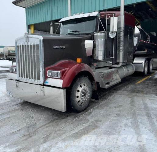 Kenworth W900L Otros