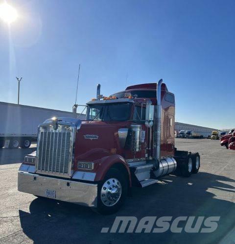 Kenworth W900L Camiones tractor