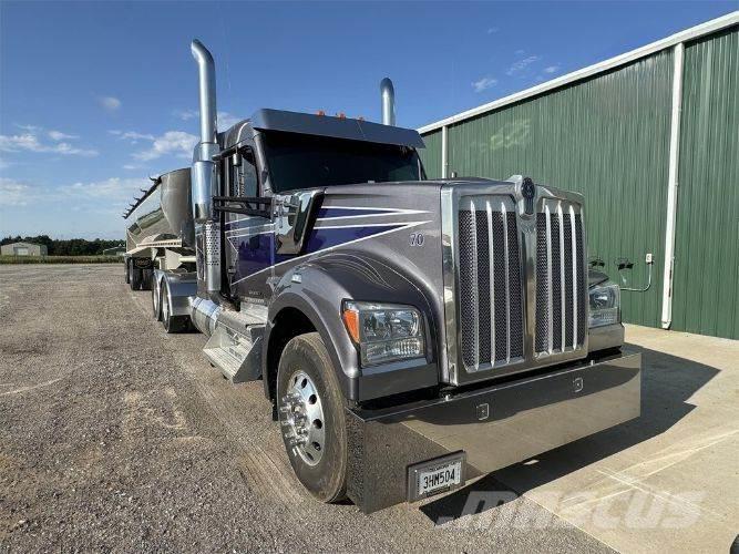 Kenworth W990 Camiones tractor