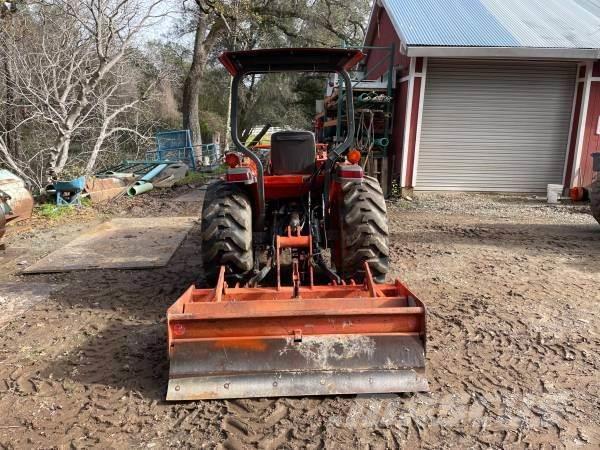 Kubota 3410 Tractores