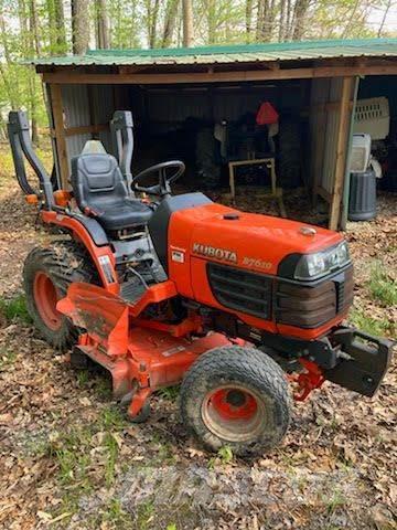 Kubota B7610 Otros