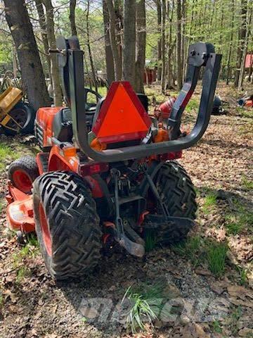 Kubota B7610 Otros