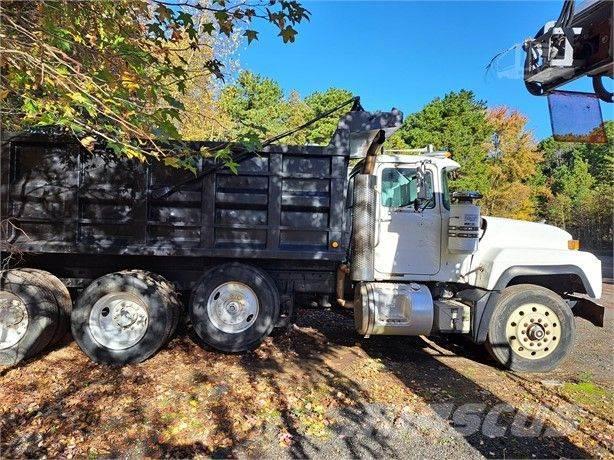 Mack RD690S Otros