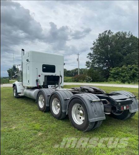 Peterbilt 367 Camiones tractor