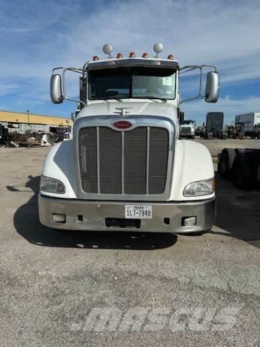 Peterbilt 384 Camiones tractor