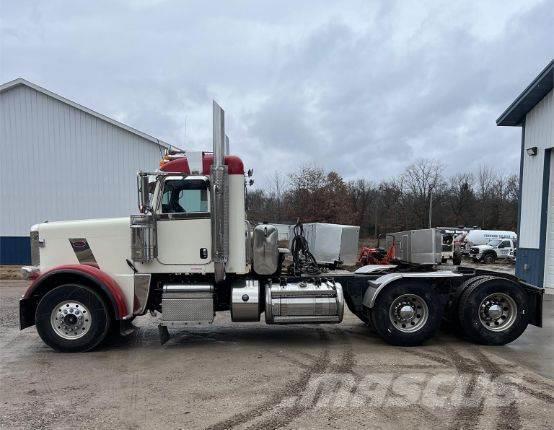 Peterbilt 388 Otros