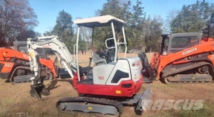 Takeuchi TB225 Excavadoras sobre orugas