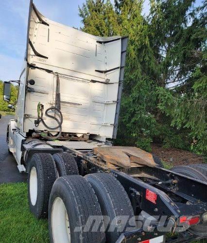 Volvo VNL64T670 Otros camiones