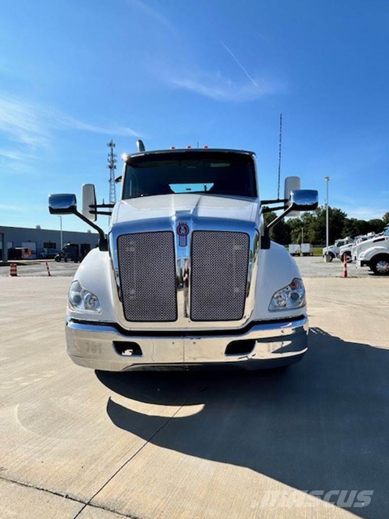 Kenworth T680 Camiones tractor