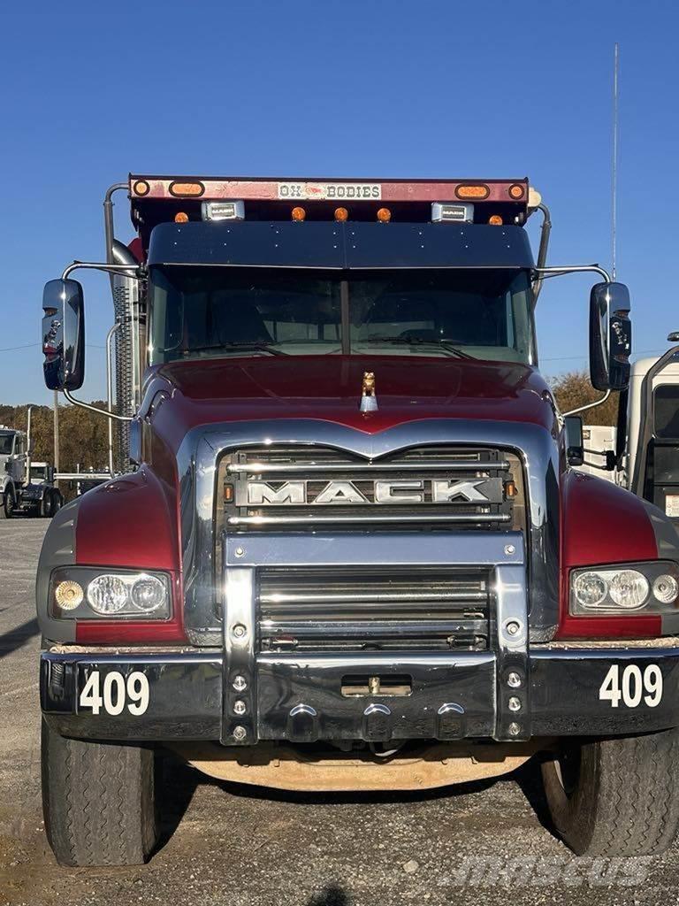 Mack GR104FR Bañeras basculantes usadas