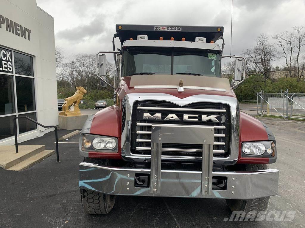 Mack GU713 Bañeras basculantes usadas