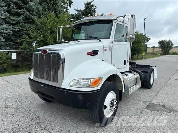 Peterbilt 337 Camiones tractor