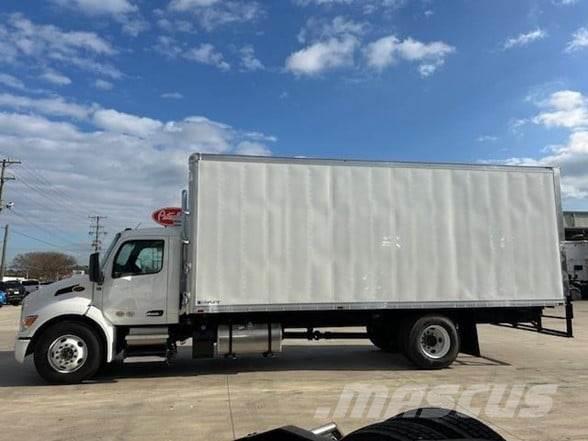 Peterbilt 536 Camiones con caja de remolque