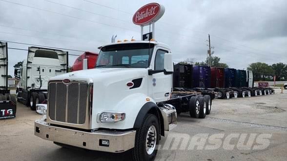 Peterbilt 567 Camiones con chasís y cabina