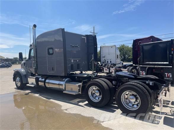 Peterbilt 567 Camiones tractor