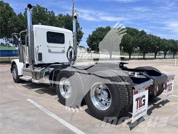 Peterbilt 589 Camiones tractor