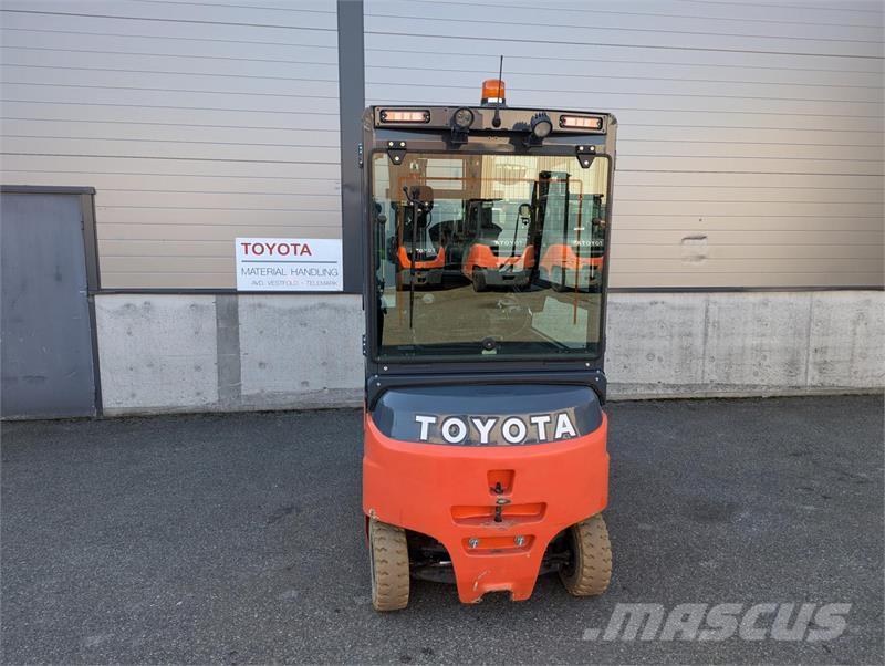 Toyota 8FBMKT25 Carretillas de horquilla eléctrica