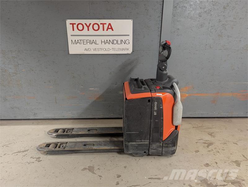 Toyota LPE200 Montacargas con plataformas de baja elevación