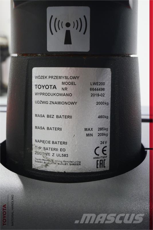 Toyota LWE200 Montacargas manual para paletas