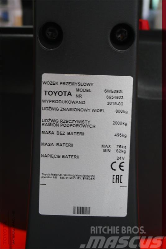 Toyota SWE080L Montacargas manual