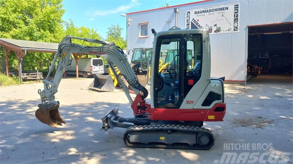 Takeuchi TB225 Miniexcavadoras