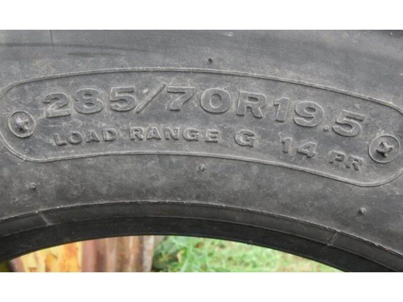 Bridgestone 285/70 R 19.5 Llantas