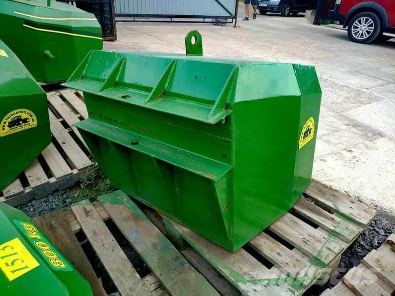  Tridaagro Dambo 1300 Contrapeso delantero