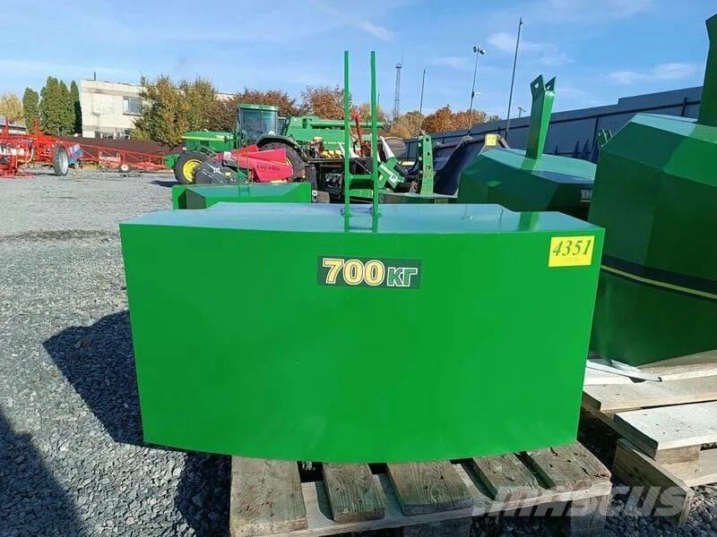  Tridaagro Dambo 700 Contrapeso delantero