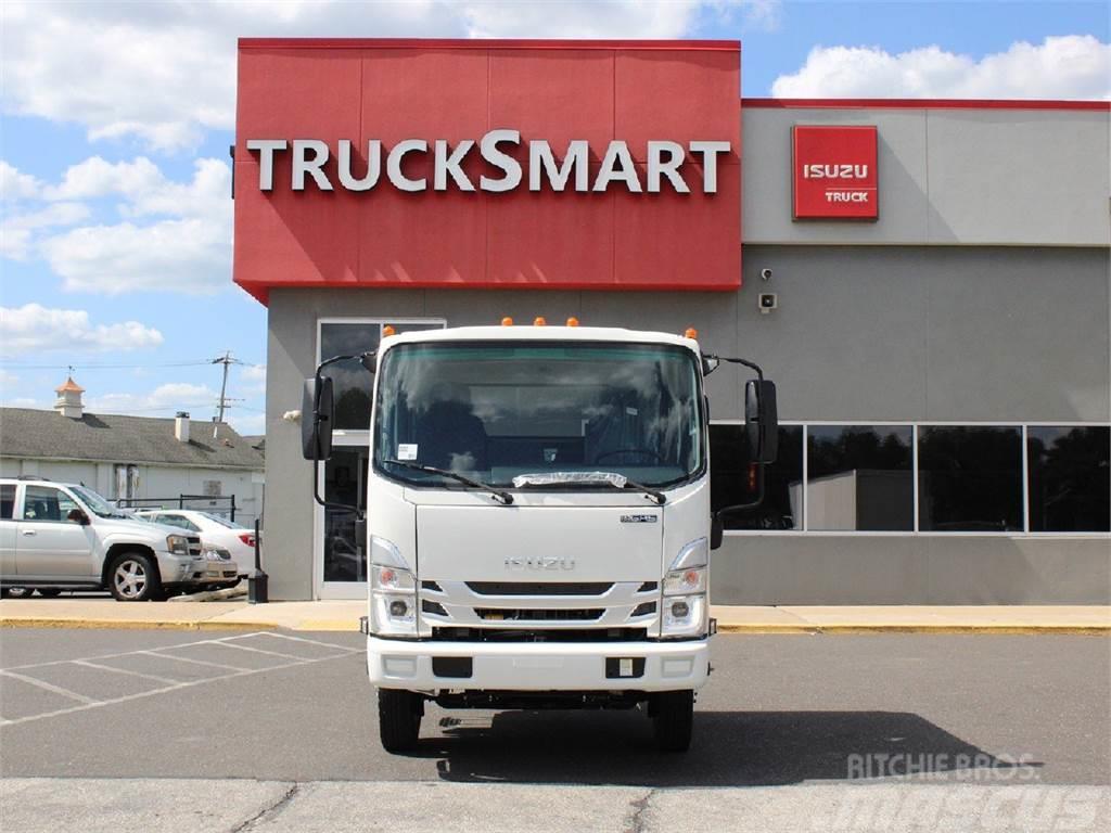 Isuzu NRR Camiones con chasís y cabina