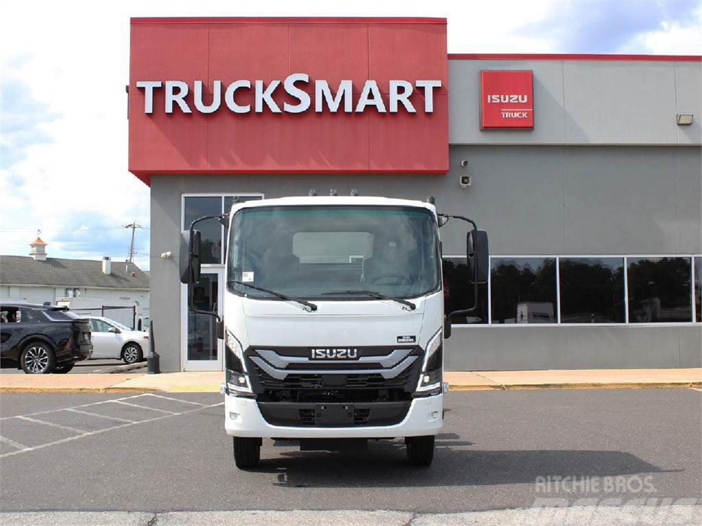 Isuzu NRR Camiones con chasís y cabina