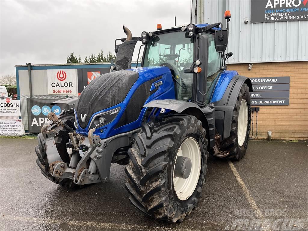 Valtra T214V Tractores