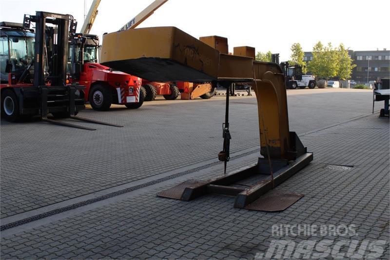 Kalmar CG32 GOOSENECK Otros remolques