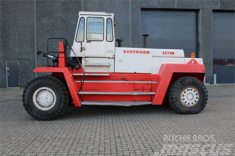 Svetruck 32120-47 Camiones diesel