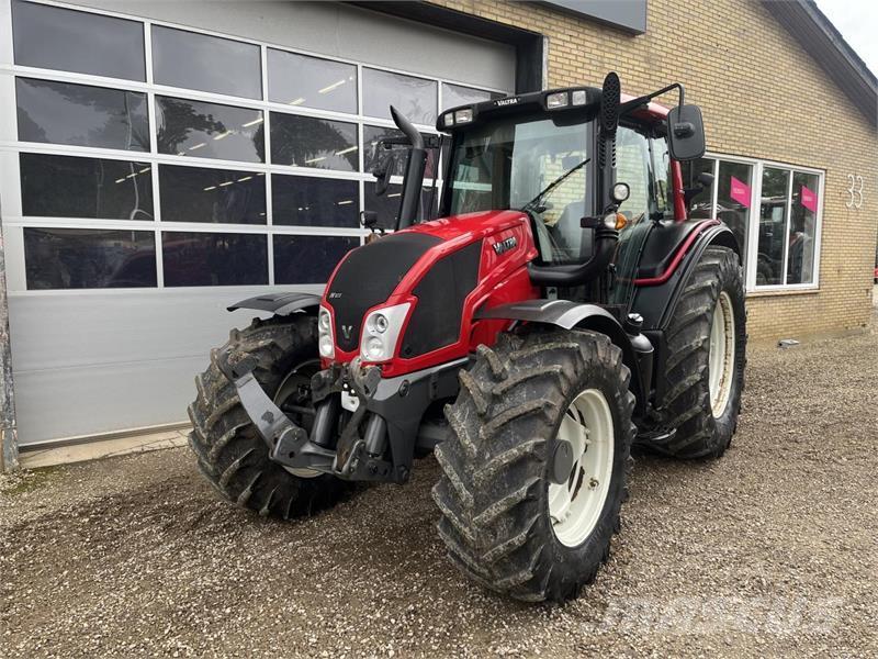 Valtra N123 H3 Tractores