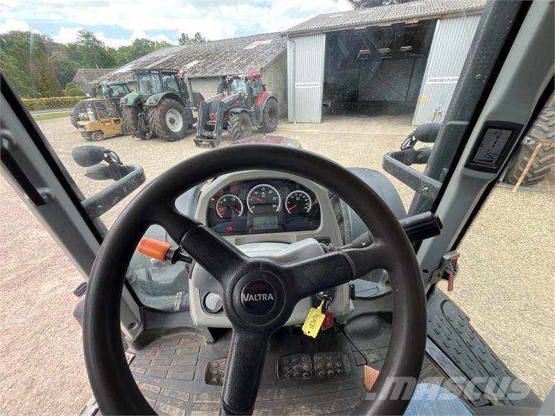 Valtra T234V Tractores